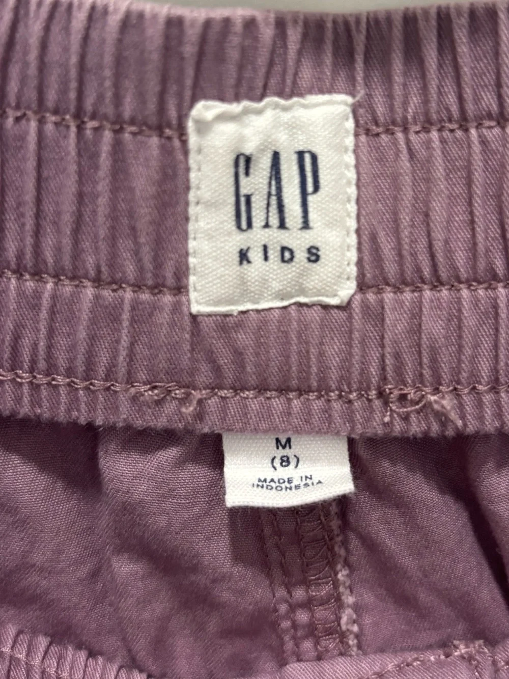 GAP kids seamed